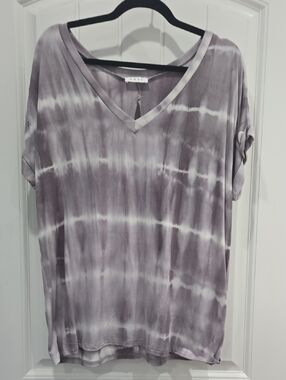 Enti Grey Tie-Dye V-Neck Women's Top